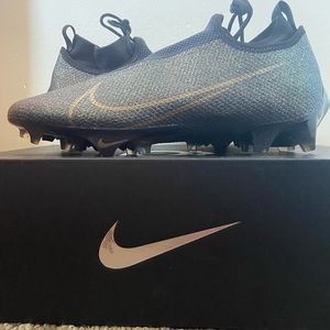 Nike vapor edge pro 360 football cleats black and metallic gold, size 10